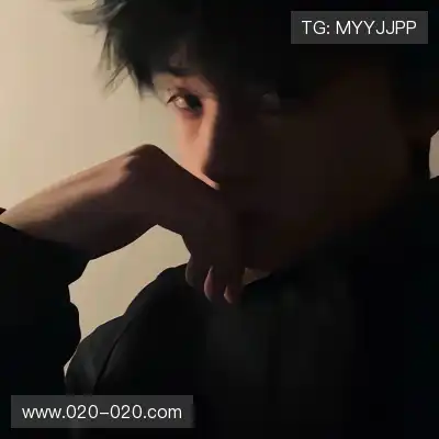 邹朵千